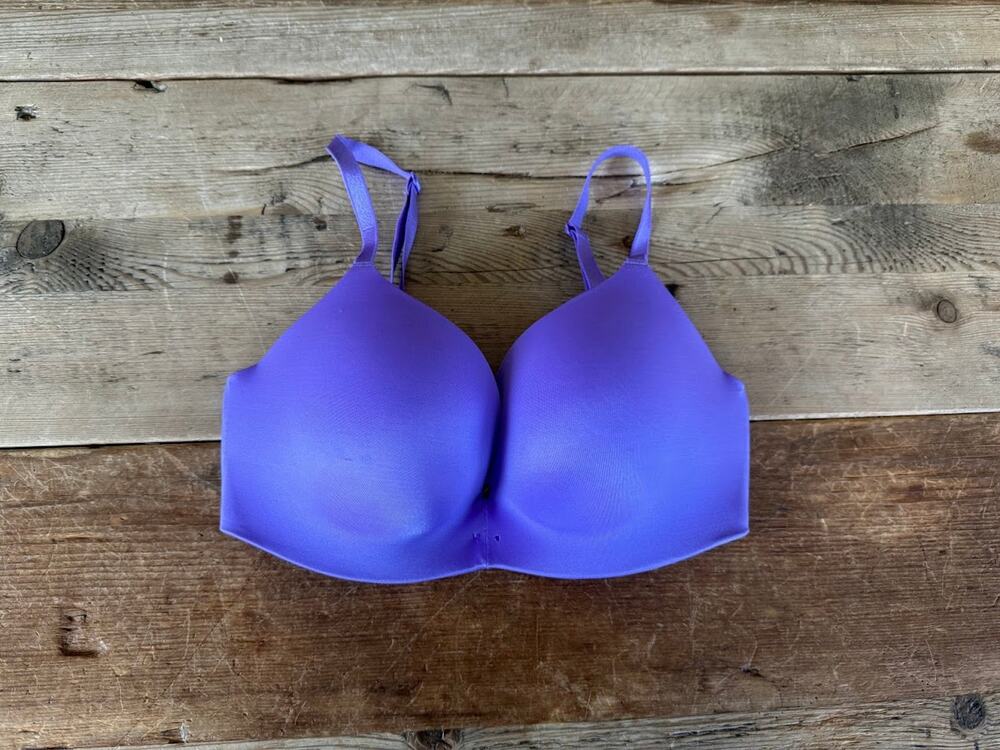 Victoria's Secret Violet Purple 32DD‎ So Obsessed Smooth Wireless Push Up Bra